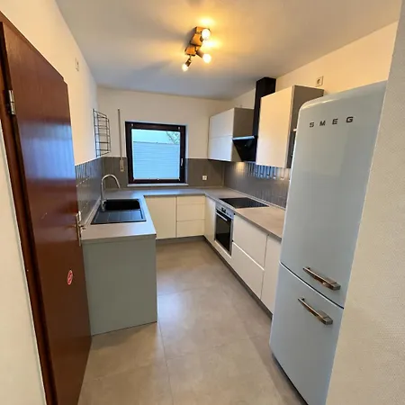 Rosbach - Spacious Near Frankfurt Holiday home
